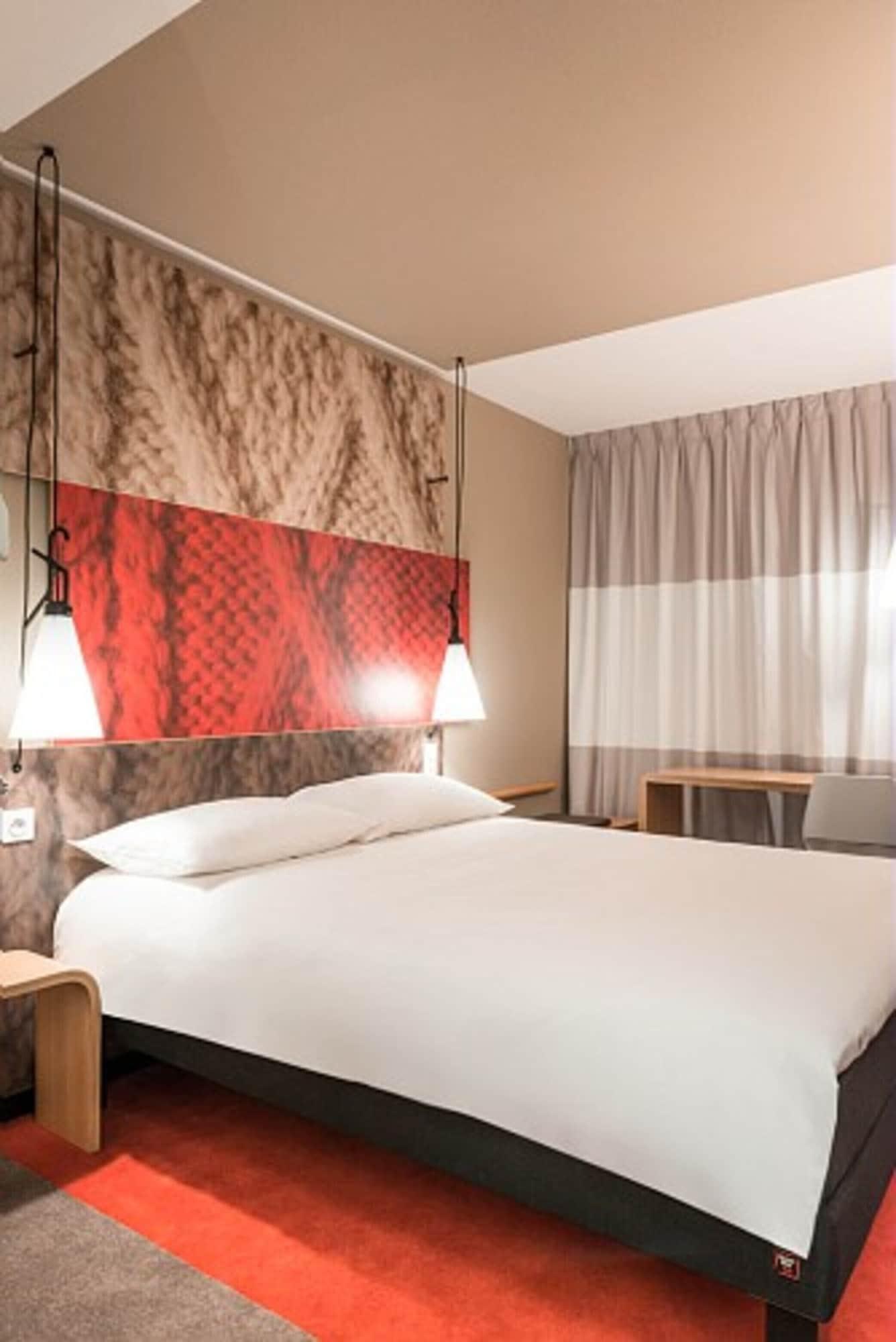 Ibis Bordeaux Centre Bastide Hotell Exteriör bild
