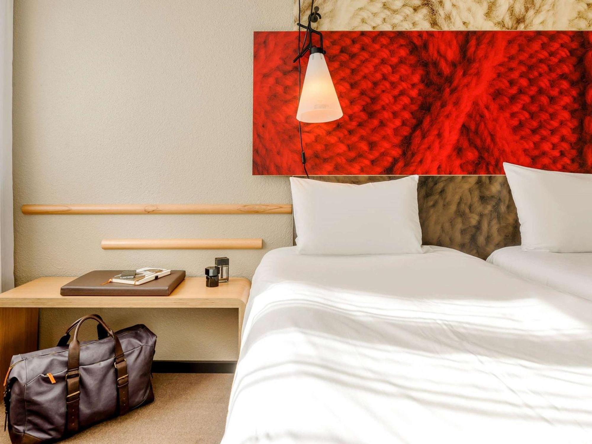 Ibis Bordeaux Centre Bastide Hotell Exteriör bild
