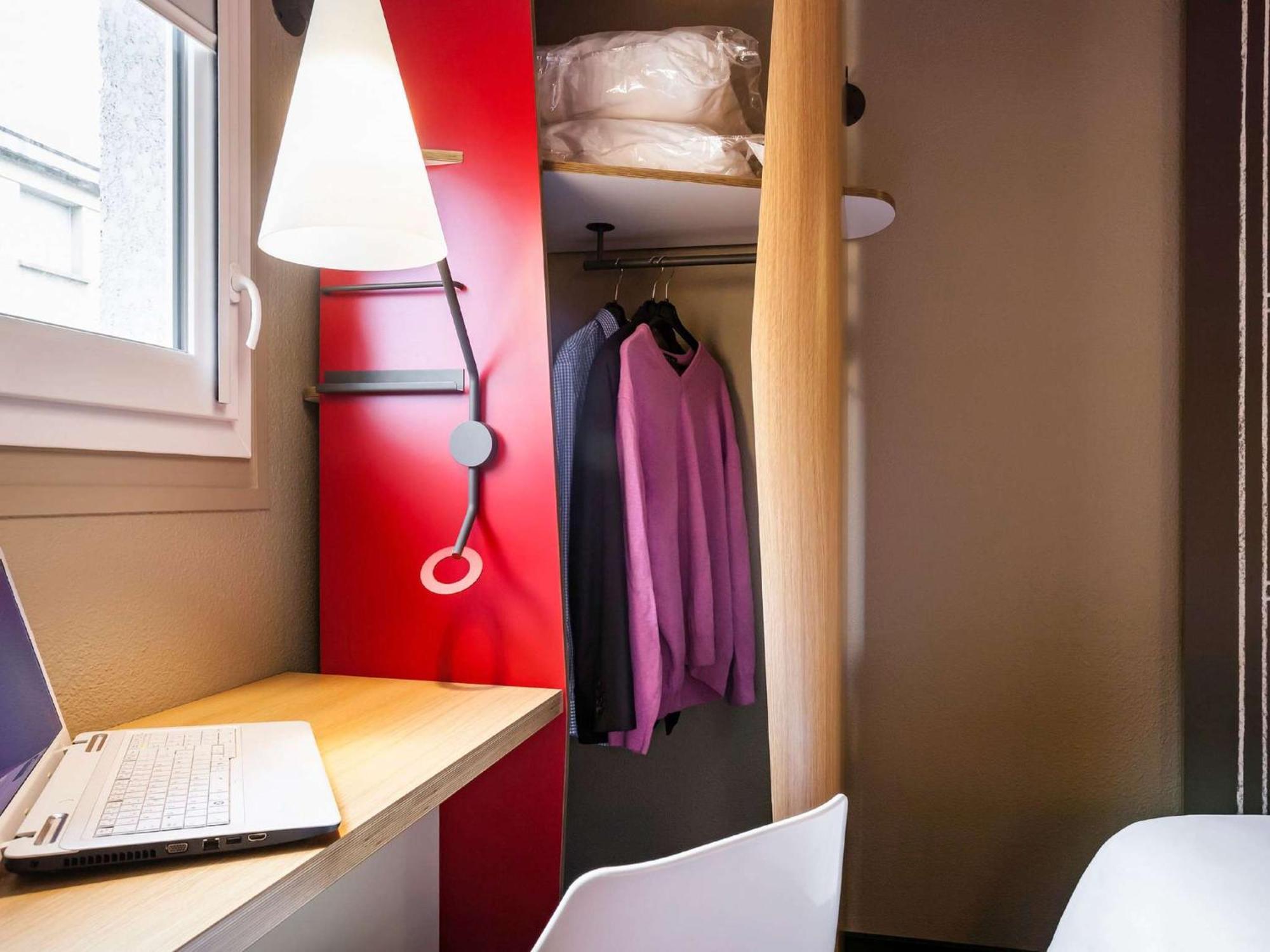 Ibis Bordeaux Centre Bastide Hotell Rum bild